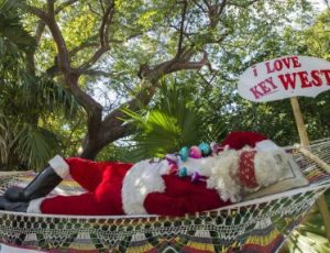 Santa-hammock-Rob-400x286-1